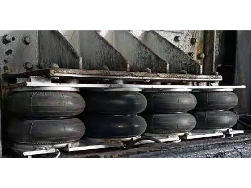 0211山東盛源產(chǎn)品開發(fā)再添新成員——“ns橡膠空氣彈簧減震系統(tǒng)”喜獲中標(赤藝璇)