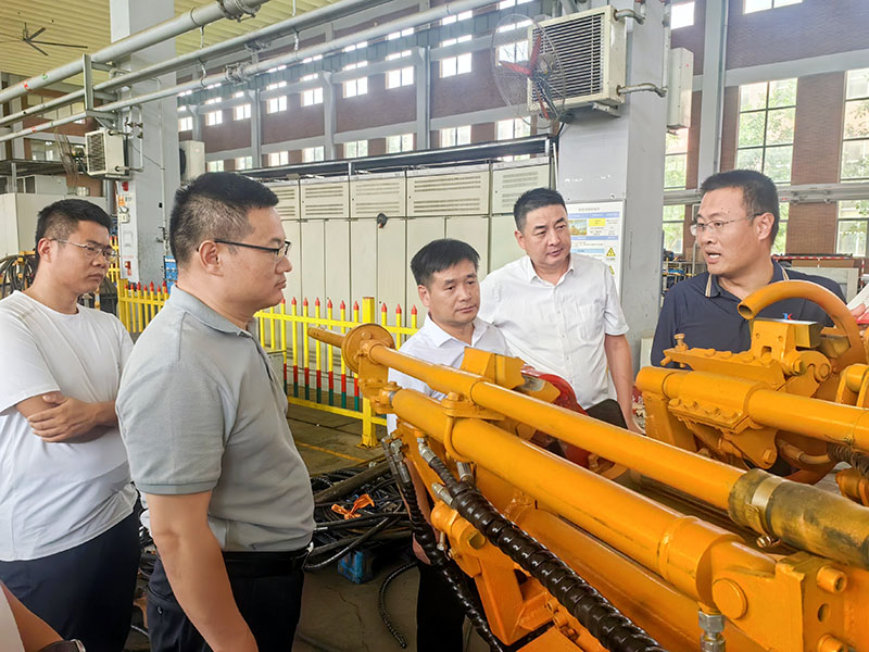 0901郭金星帶隊(duì)赴河北多家企業(yè)考察調(diào)研（劉金山 桑亞鵬）