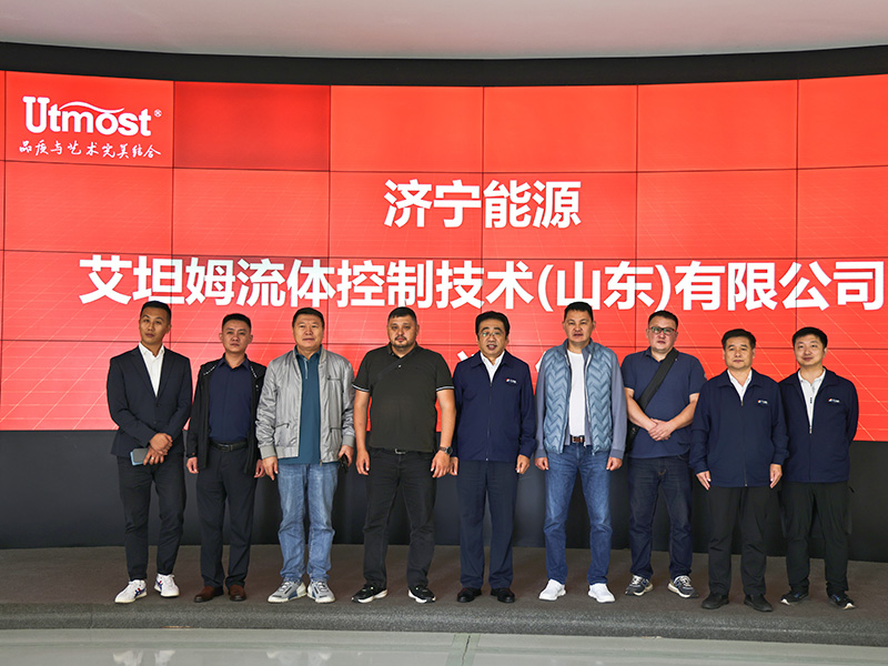 1015跨國(guó)攜手覓新機(jī)！哈薩克斯坦客戶考察盛源公司，共啟合作新篇(郝曉霞 )